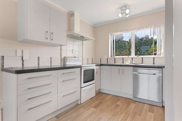 Photo of property in 56 Victory Street, Welcome Bay, Tauranga, 3112