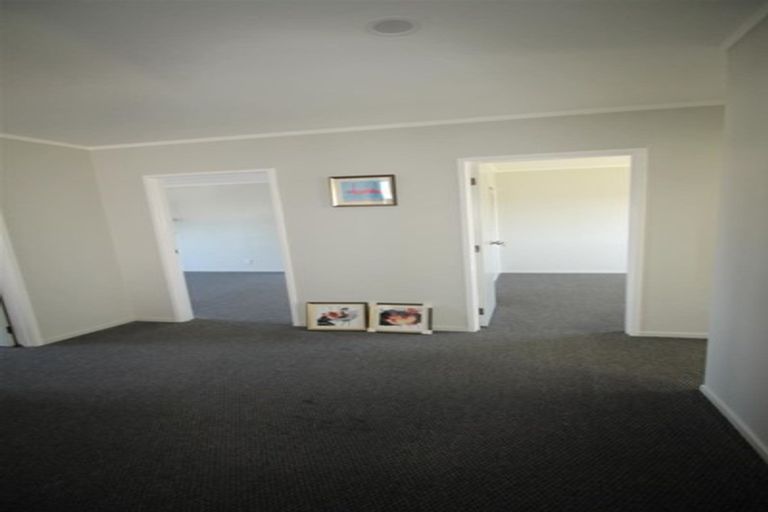 Photo of property in 127 Clovelly Road, Bucklands Beach, Auckland, 2012