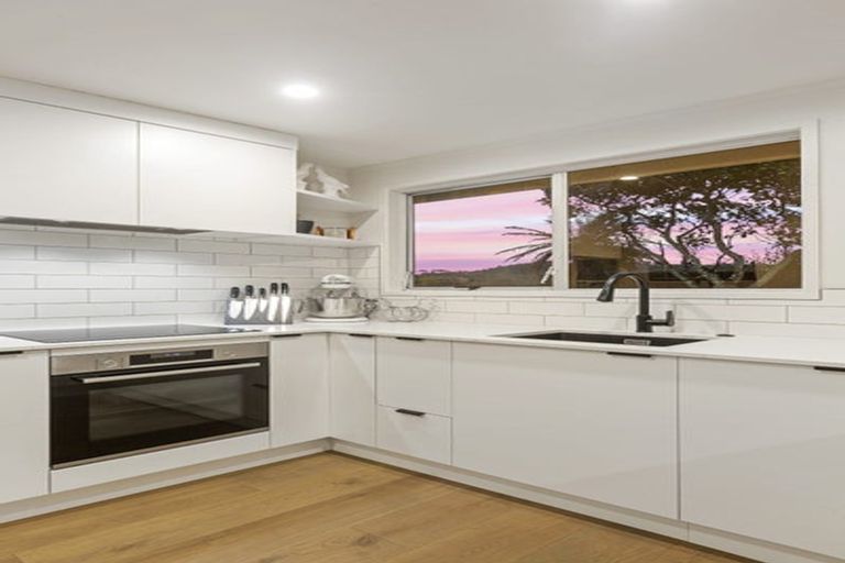 Photo of property in 1/53 Tabitha Crescent, Henderson, Auckland, 0612