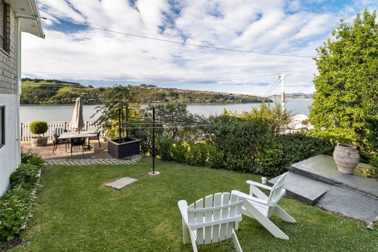 Photo of property in 46 Adderley Terrace, Ravensbourne, Dunedin, 9022