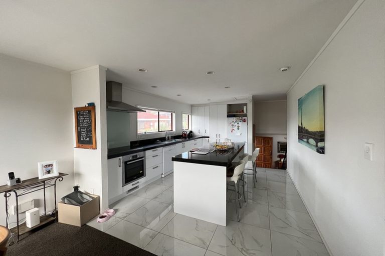 Photo of property in 50 Redwing Street, Browns Bay, Auckland, 0630