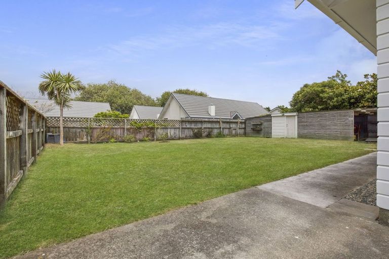 Photo of property in 18 Te Kupe Road, Paraparaumu Beach, Paraparaumu, 5032