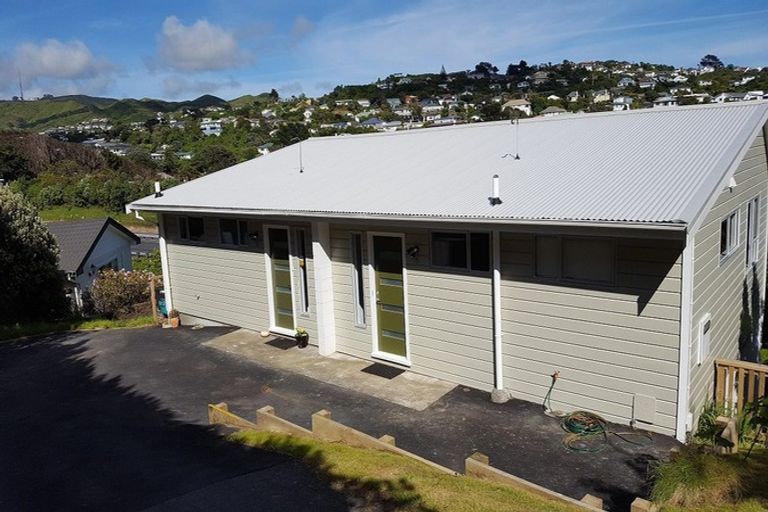 Photo of property in 5 Brydon Way, Paparangi, Wellington, 6037