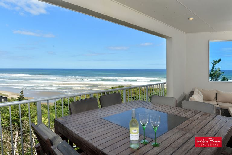 Photo of property in 20 Coates Avenue, Baylys Beach, Dargaville, 0377
