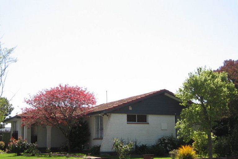 Photo of property in 88 Dunbarton Street, Redwood, Christchurch, 8051