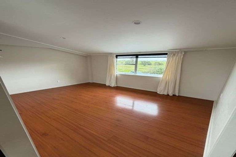 Photo of property in 35 Karepo Lane, Pahi, Paparoa, 0571