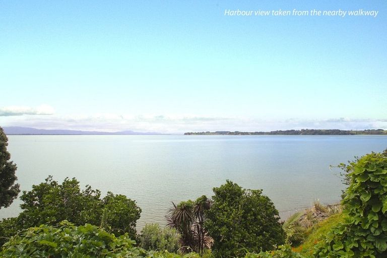 Photo of property in 14a Ruamoana Place, Omokoroa, 3114