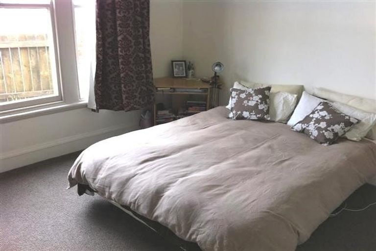 Photo of property in 374 Carrington Street, Upper Vogeltown, New Plymouth, 4310