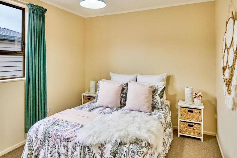 Photo of property in 274a Oxford Terrace, Avalon, Lower Hutt, 5011