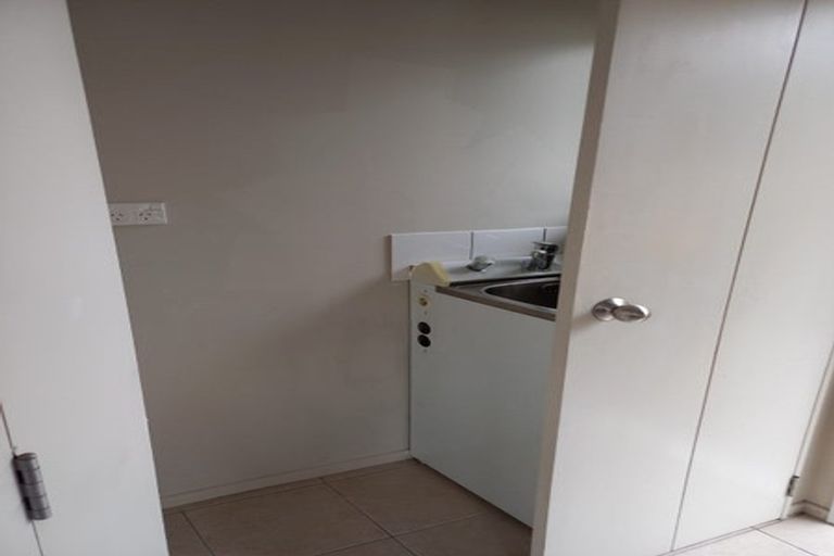 Photo of property in 47 Fairclough Road, Beach Haven, Auckland, 0626