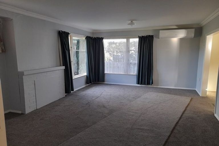 Photo of property in 90 Wood Street, Takaro, Palmerston North, 4410