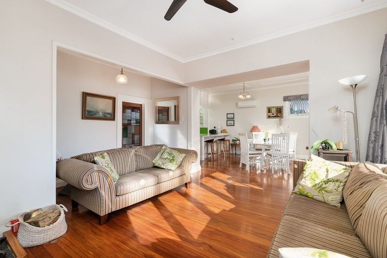 Photo of property in 25 Windsor Road, Bellevue, Tauranga, 3110