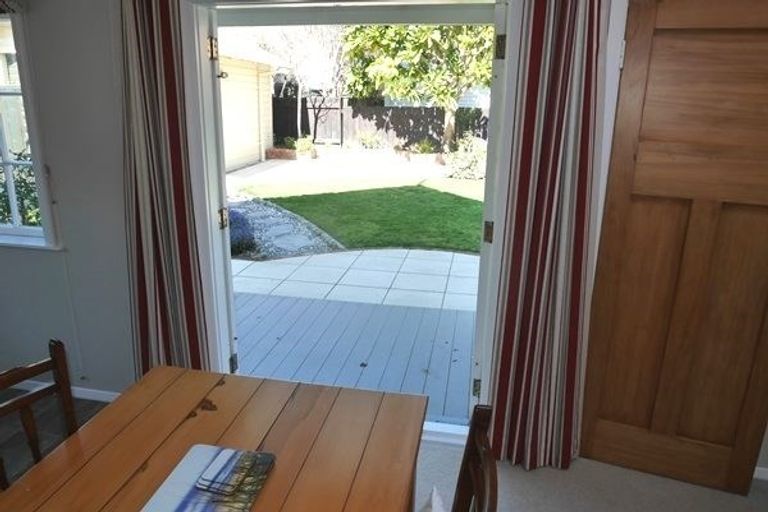 Photo of property in 13 Miro Street, Eastbourne, Lower Hutt, 5013