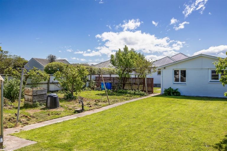 Photo of property in 14 Smartlea Street, Hoon Hay, Christchurch, 8025