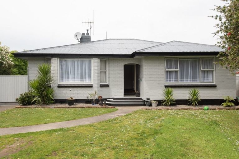 Photo of property in 34 Haydon Street, Roslyn, Palmerston North, 4414