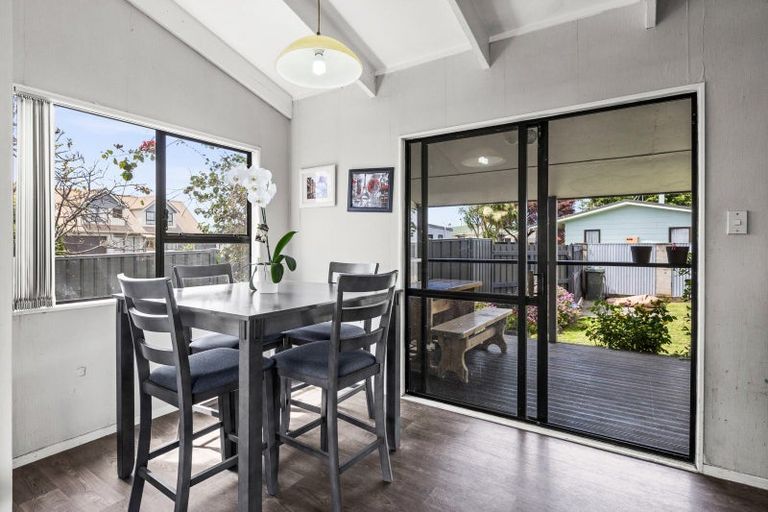 Photo of property in 47 Ryan Crescent, Greenmeadows, Napier, 4112