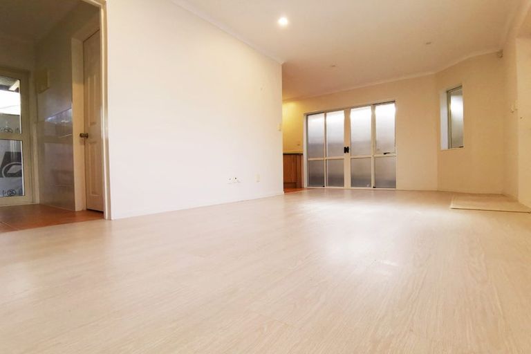 Photo of property in 21 Maugham Drive, Bucklands Beach, Auckland, 2014