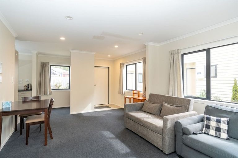 Photo of property in 2/12 Short Street, Claudelands, Hamilton, 3214