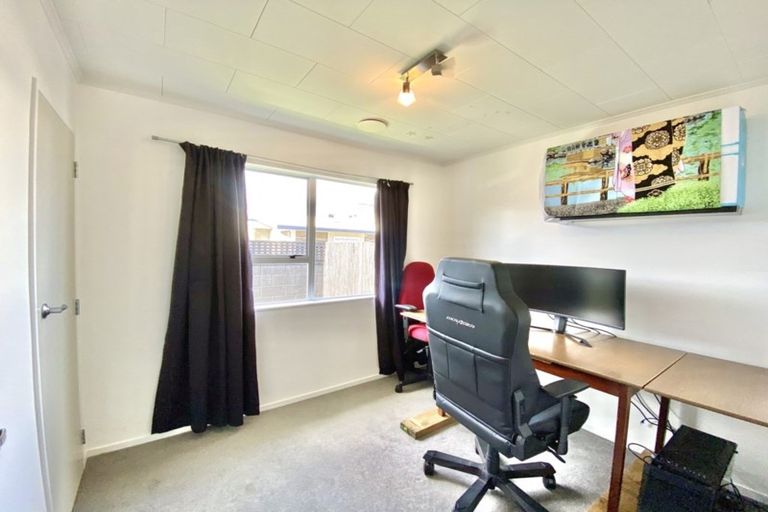 Photo of property in 2/719 Fergusson Drive, Elderslea, Upper Hutt, 5018