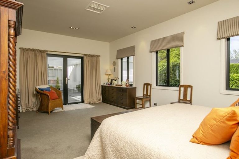 Photo of property in 104 Oxford Street, Martinborough, 5711