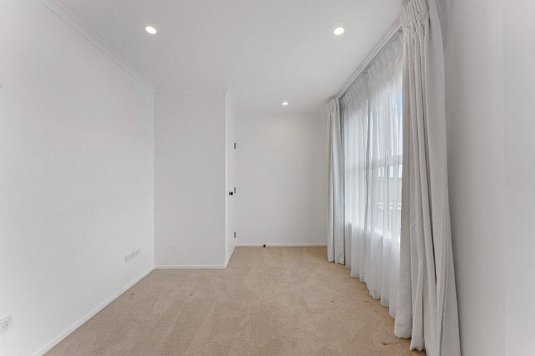 Photo of property in 11 Avon Place, Springvale, Whanganui, 4501