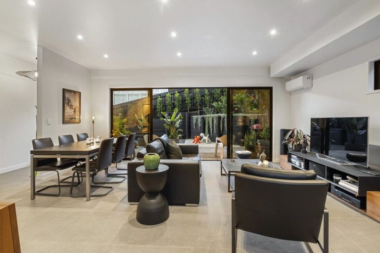 Photo of property in 18b Apirana Avenue, Glen Innes, Auckland, 1072