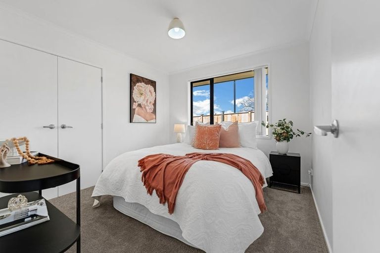 Photo of property in 24 Pyne Crescent, Pokeno, 2402