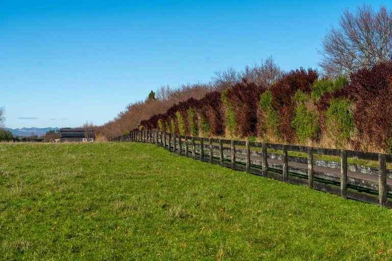 Photo of property in 64b Opaki Kaiparoro Road, Opaki, 5871