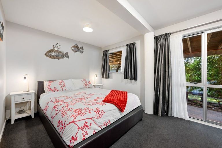 Photo of property in 14 Beach Road, Waikawa, Picton, 7220