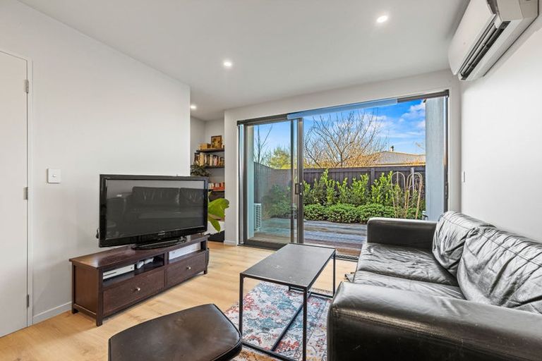 Photo of property in 2/37 Bellvue Avenue, Papanui, Christchurch, 8053