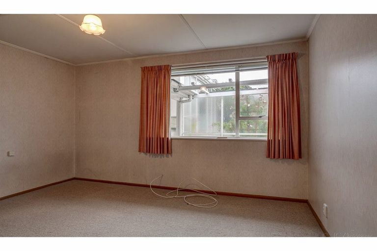 Photo of property in 1-2/8a Douglas Street, Highfield, Timaru, 7910