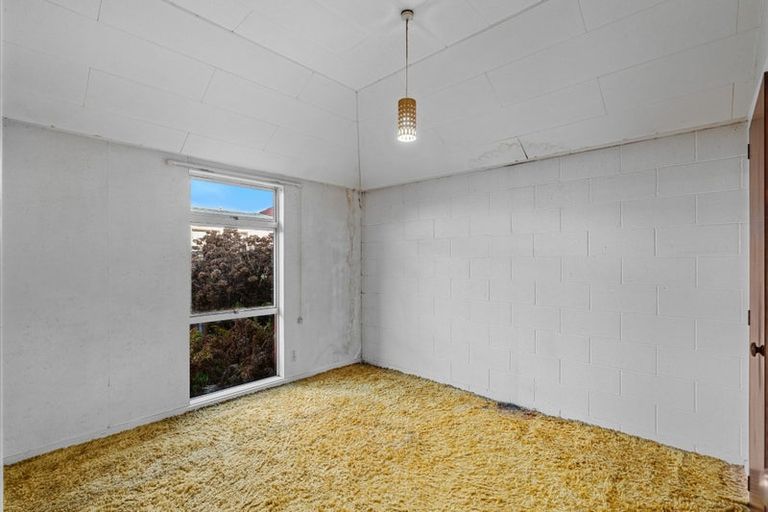 Photo of property in 2 Joyce Crescent, Ilam, Christchurch, 8041
