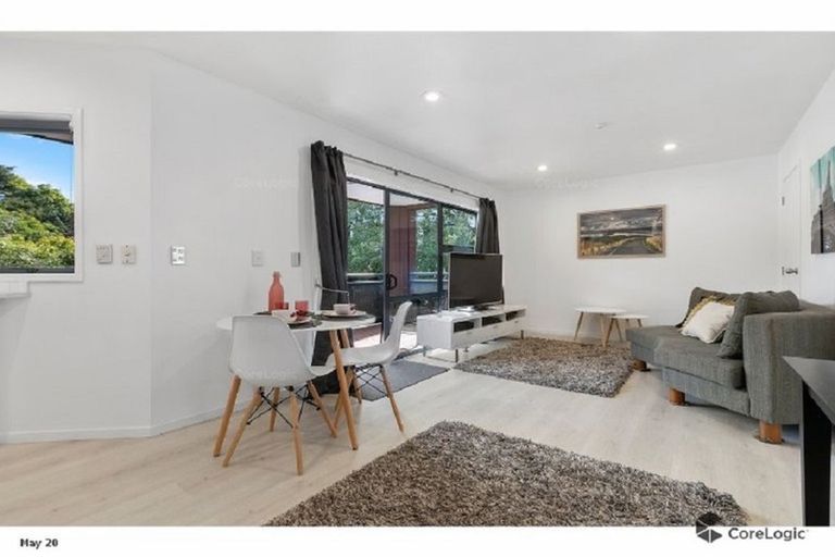 Photo of property in 13/3 The Avenue, Albany, Auckland, 0632