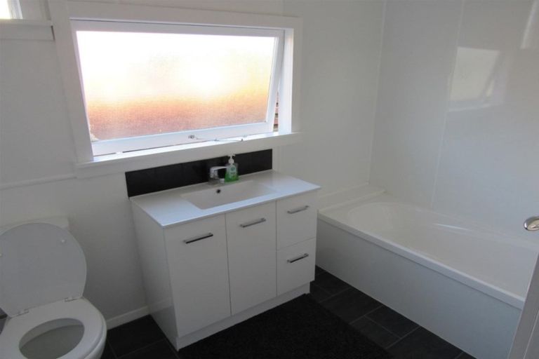 Photo of property in 59 Camberwell Road, Hawera, 4610