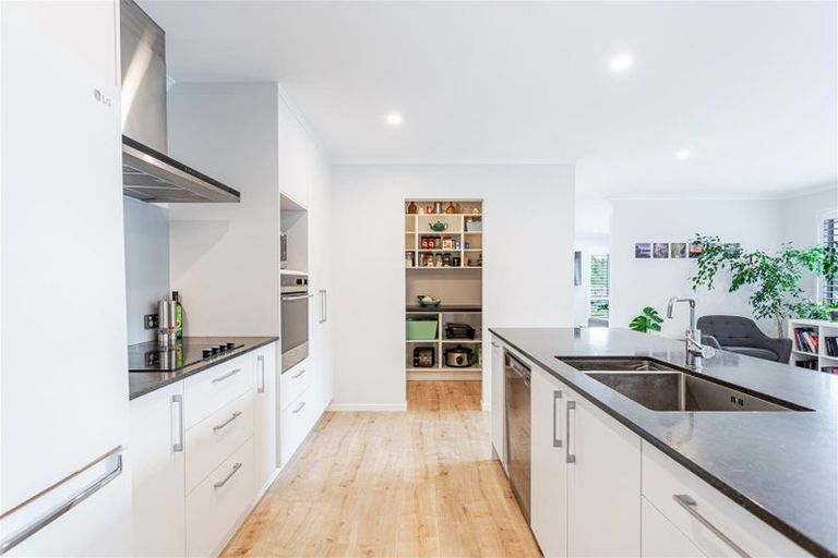 Photo of property in 14 Champers Way, Warkworth, 0910