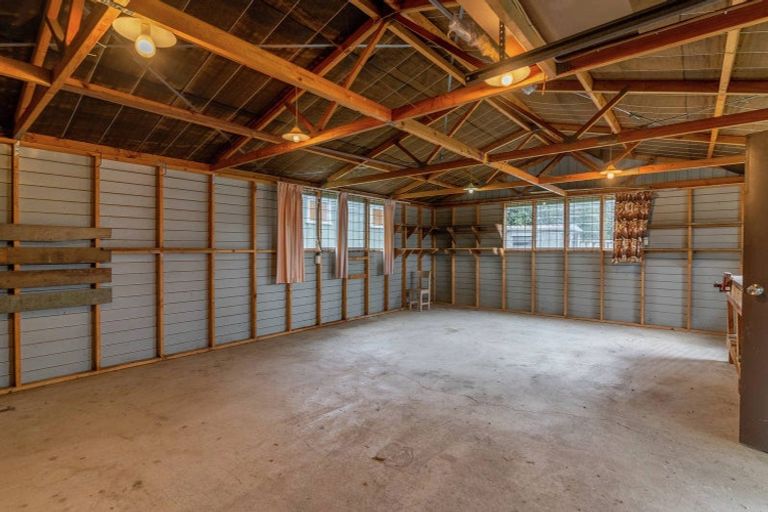 Photo of property in 22 Dublin Street, Martinborough, 5711