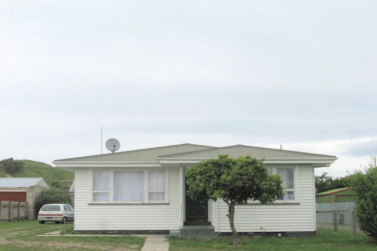 Photo of property in 14 Moa Street, Ahipara, Kaitaia, 0481