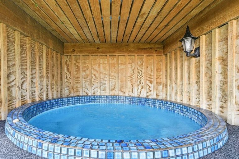 Photo of property in 10 Hipango Terrace, Durie Hill, Whanganui, 4500