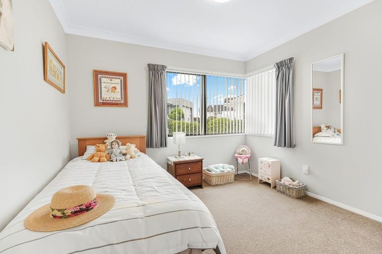 Photo of property in 5 Dallinger Street, St Andrews, Hamilton, 3200