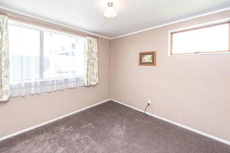 Photo of property in 53 Hinau Street, Castlecliff, Whanganui, 4501