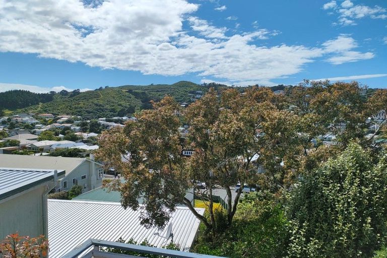 Photo of property in 8b Cam Street, Island Bay, Wellington, 6023