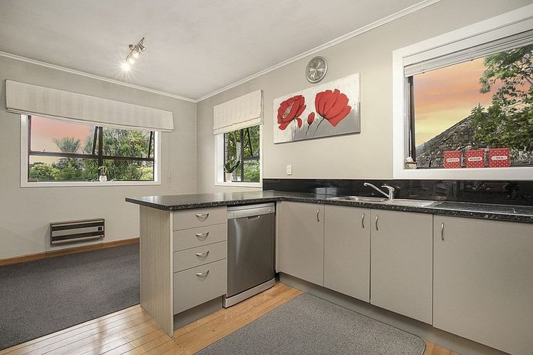 Photo of property in 10 Grierson Place, Pukekohe, 2120