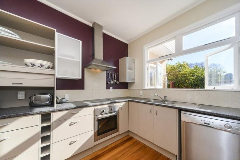 Photo of property in 859 Main Street, Roslyn, Palmerston North, 4414