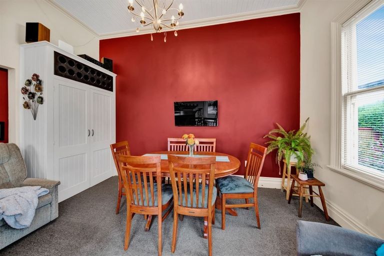 Photo of property in 15 Surrey Street, Hawera, 4610