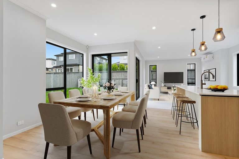 Photo of property in 113 Kopuru Road, Whenuapai, Auckland, 0618