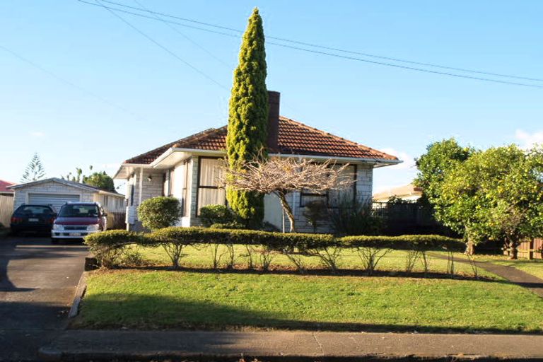 Photo of property in 8 Mayflower Close, Mangere East, Auckland, 2024