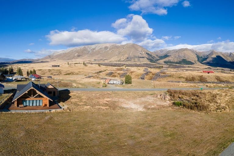 Photo of property in 35 Ohau Drive, Lake Ohau, Twizel, 9412