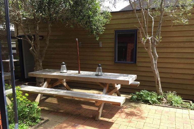 Photo of property in 62 Friend Street, Karori, Wellington, 6012