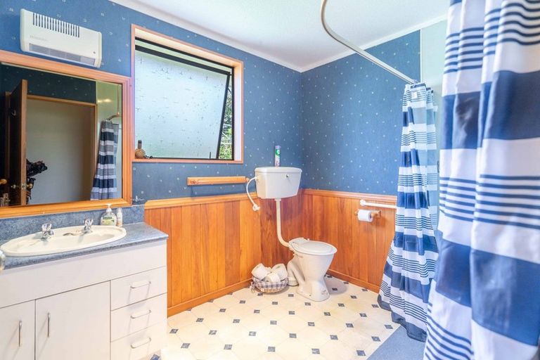 Photo of property in 1 Donald Ross Place, Te Anau, 9600