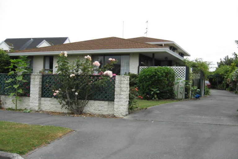 Photo of property in 15 Siska Place, Upper Riccarton, Christchurch, 8041
